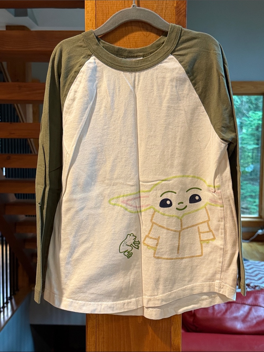 Kids Long-Sleeve Raglan Top with Olive Green Sleeves and Yoda Graphic, size 8